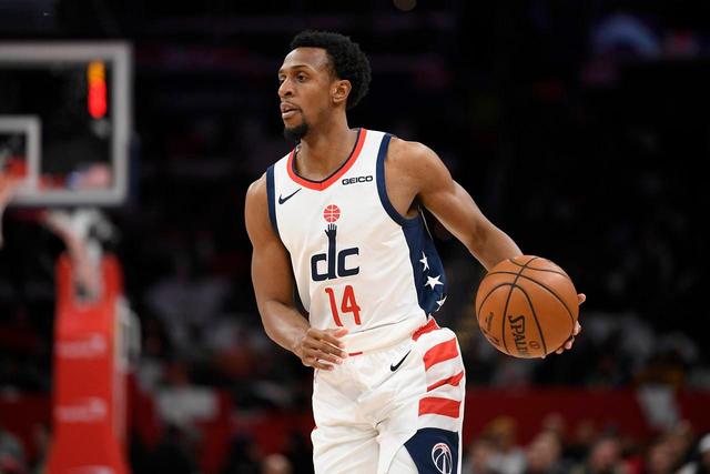 克莱-汤普森心目中的NBA历史伟大球员